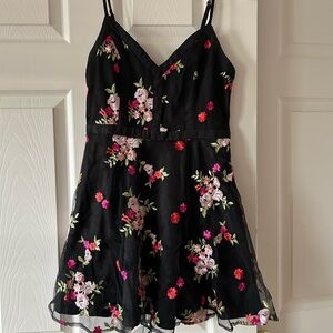 Small Lulus Black Floral Dress